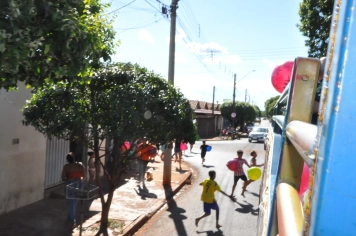 Foto - Distribuição de Bolas Natal 2025