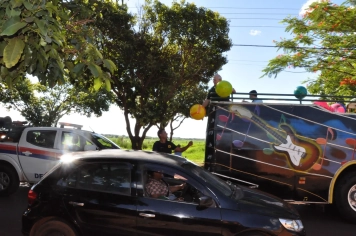 Foto - Distribuição de Bolas Natal 2025