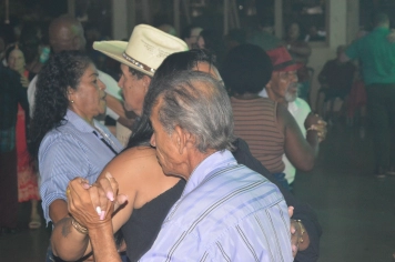 Foto relacionada - Baile da Melhor Idade une diversão e solidariedade em Guaíra