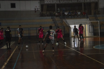 Foto relacionada - Taça Guaíra de Futsal agita ginásio de esportes com jogos disputados
