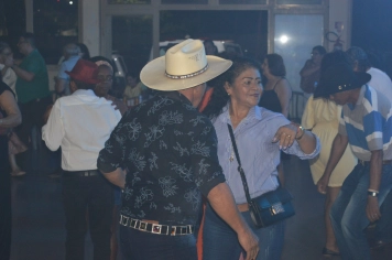 Foto relacionada - Baile da Melhor Idade une diversão e solidariedade em Guaíra