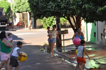 Foto - Distribuição de Bolas Natal 2025