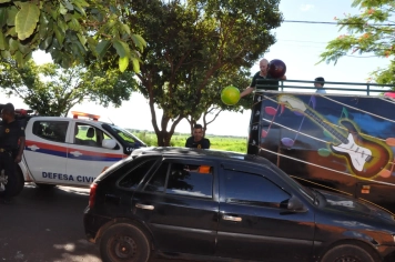 Foto - Distribuição de Bolas Natal 2025