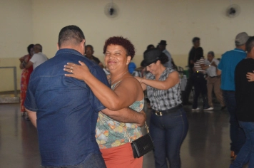 Foto - Baile da Melhor Idade Mês das Mulheres