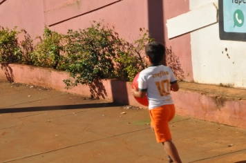 Foto - Distribuição de Bolas Natal 2025