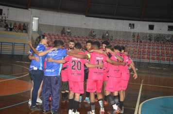 Foto relacionada - Taça Guaíra de Futsal agita ginásio de esportes com jogos disputados
