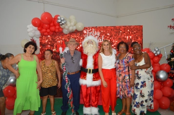 Foto relacionada - Fundo Social promove festa de fim de ano para atendidos 