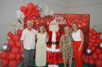 Foto relacionada - Fundo Social promove festa de fim de ano para atendidos 