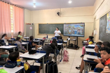 Educação em Posturas na escola já é sucesso entre as crianças