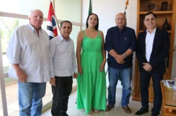 Reunião discute melhorias para a área da saúde de Guaíra
