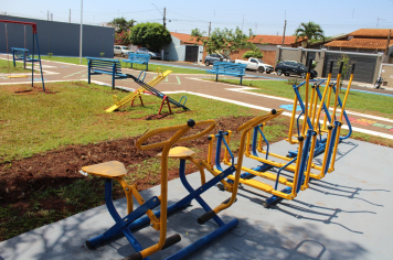 PREFEITURA INAUGURA ACADEMIA AO AR LIVRE E ENTREGA PRAÇA DO CECAP TOTALMENTE REVITALIZADA