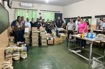 1º Encontro de Motociclistas arrecada uma tonelada de alimentos