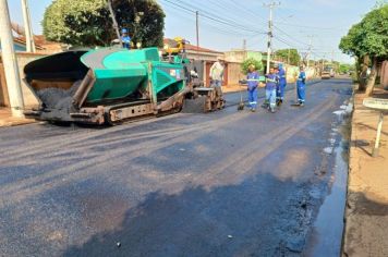 Guaíra continua com programa de recuperação de asfalto