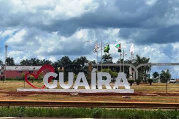 Prefeitura de Guaíra instala novo letreiro na entrada da cidade