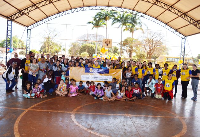 Campanha Faça Bonito: Praça do Mutirão III recebe encontro “Aprendendo a prevenir” com adesão da comunidade