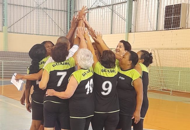 Guaíra participa da Superliga de Vôlei da Melhor Idade, em Cravinhos