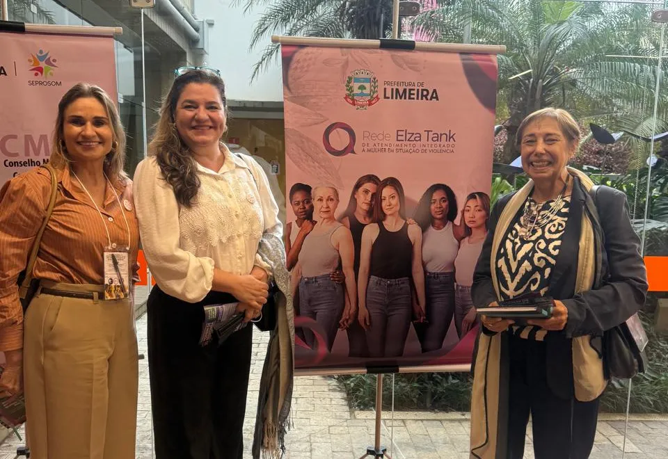 Guaíra marca presença em encontro regional de políticas para mulheres em Limeira