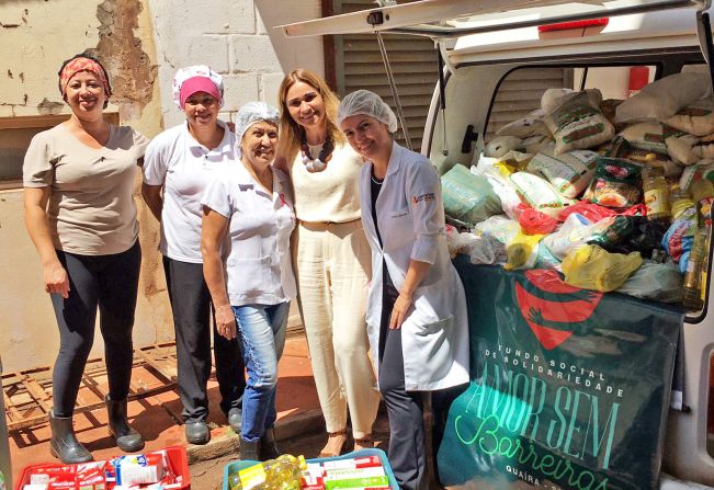 Fundo Social entrega arrecadações do baile Miss e Mister para a Santa Casa