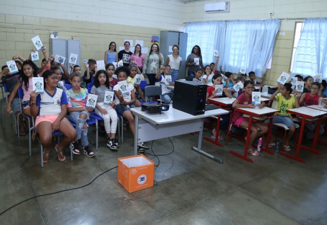 Dia da árvore: palestras nas EMEFs e visita da APAE na agricultura marcam a data