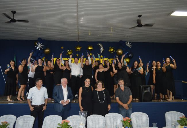 Agentes de saúde de Guaíra concluem curso técnico