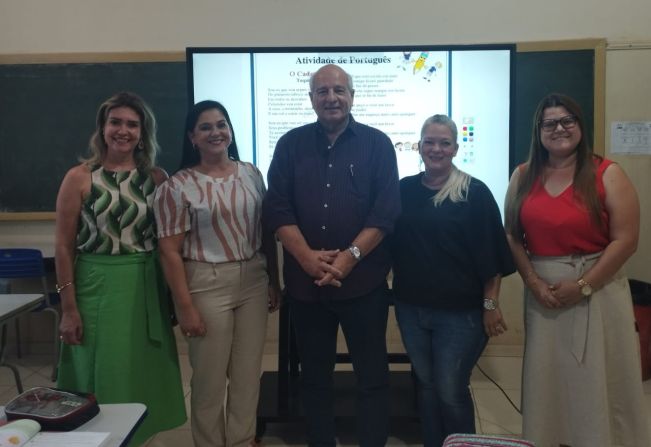 Inovação e Tecnologia na rede municipal de ensino: display digital dentro das salas de aula