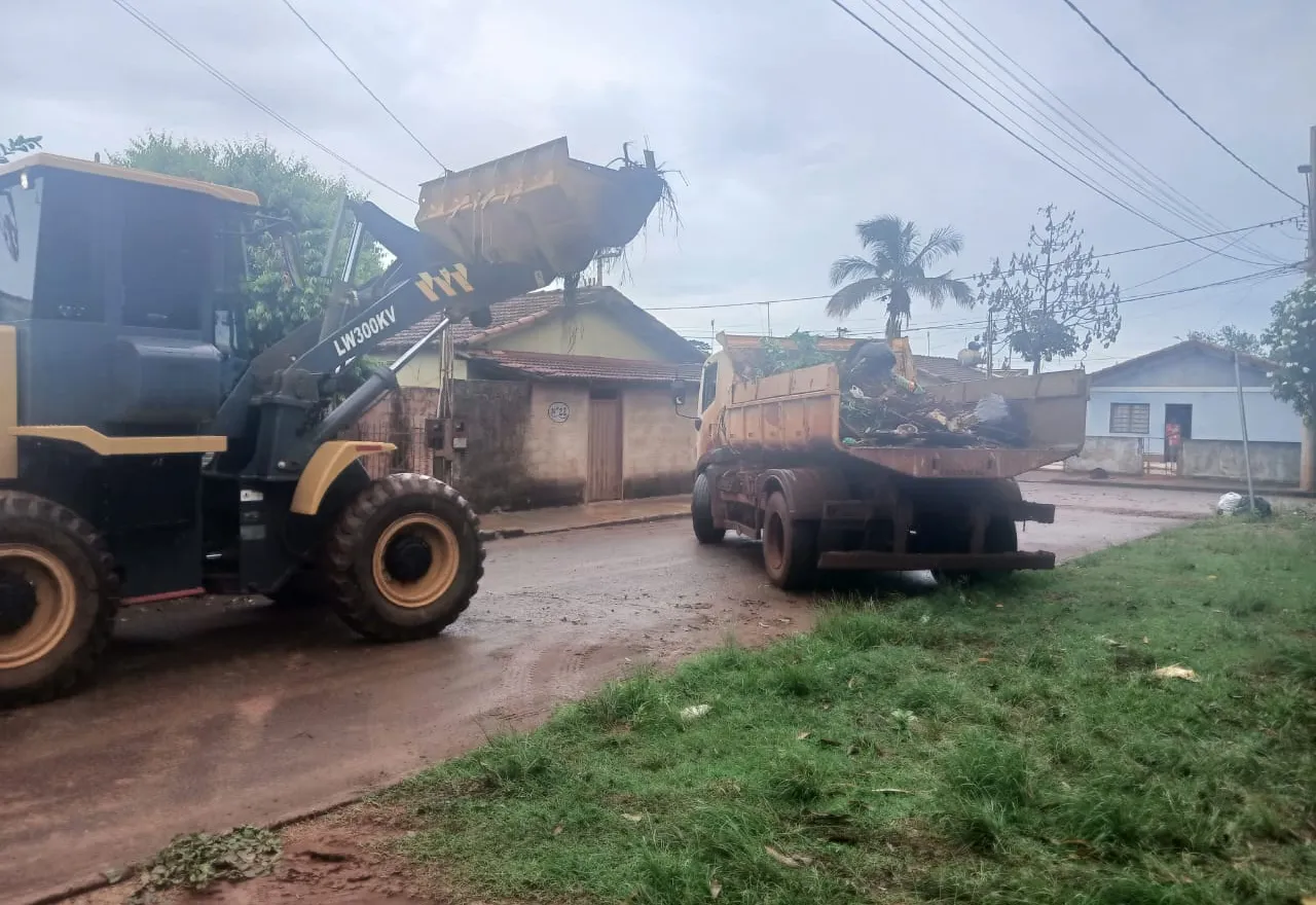 Guaritá recebe ação da Seção de Limpeza Pública.