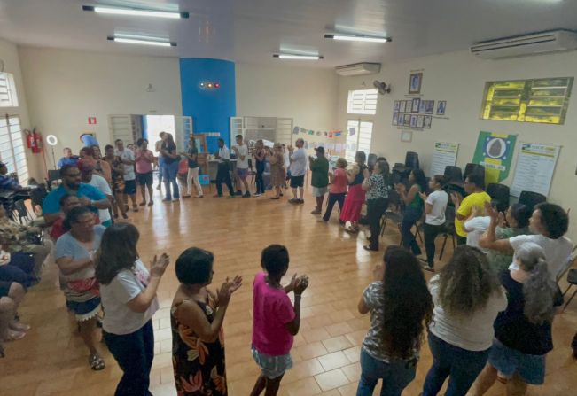 Entretenimento, interação e socialização no “Talentos do CAPS”