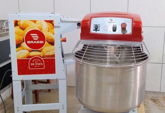 Padaria da Central de Alimentação de Guaíra recebe novos equipamentos