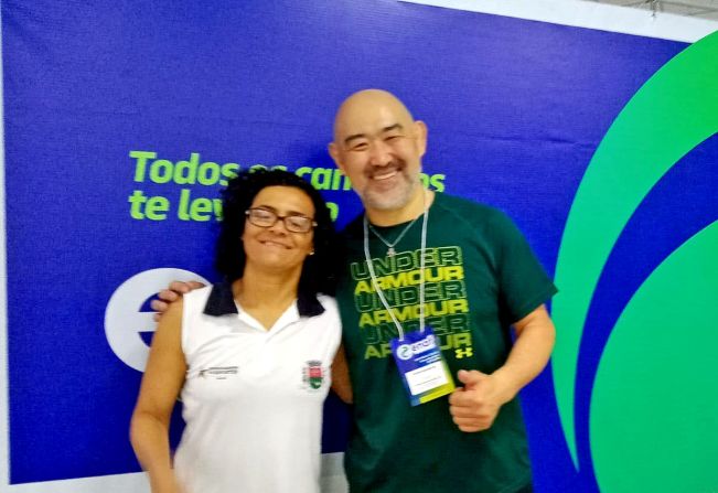 Professora participa de capacitação para treinamento funcional de idosos 