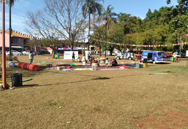 Prefeitura do Município de Guaíra apresenta - Festival de férias - Criança Feliz é criança ativa