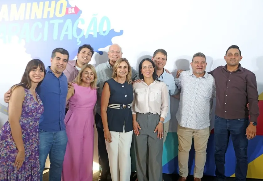 “Caminhos da Capacitação”: alunos de Guaíra recebem certificação em evento regional do Estado