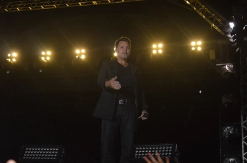 Foto relacionada - Show de Eduardo Costa agita Guaíra