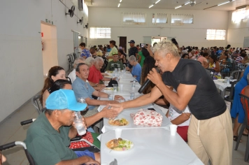 Foto - Festiva de fim de ano no Fundo Social