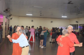 Foto - Baile da Melhor Idade Páscoa 