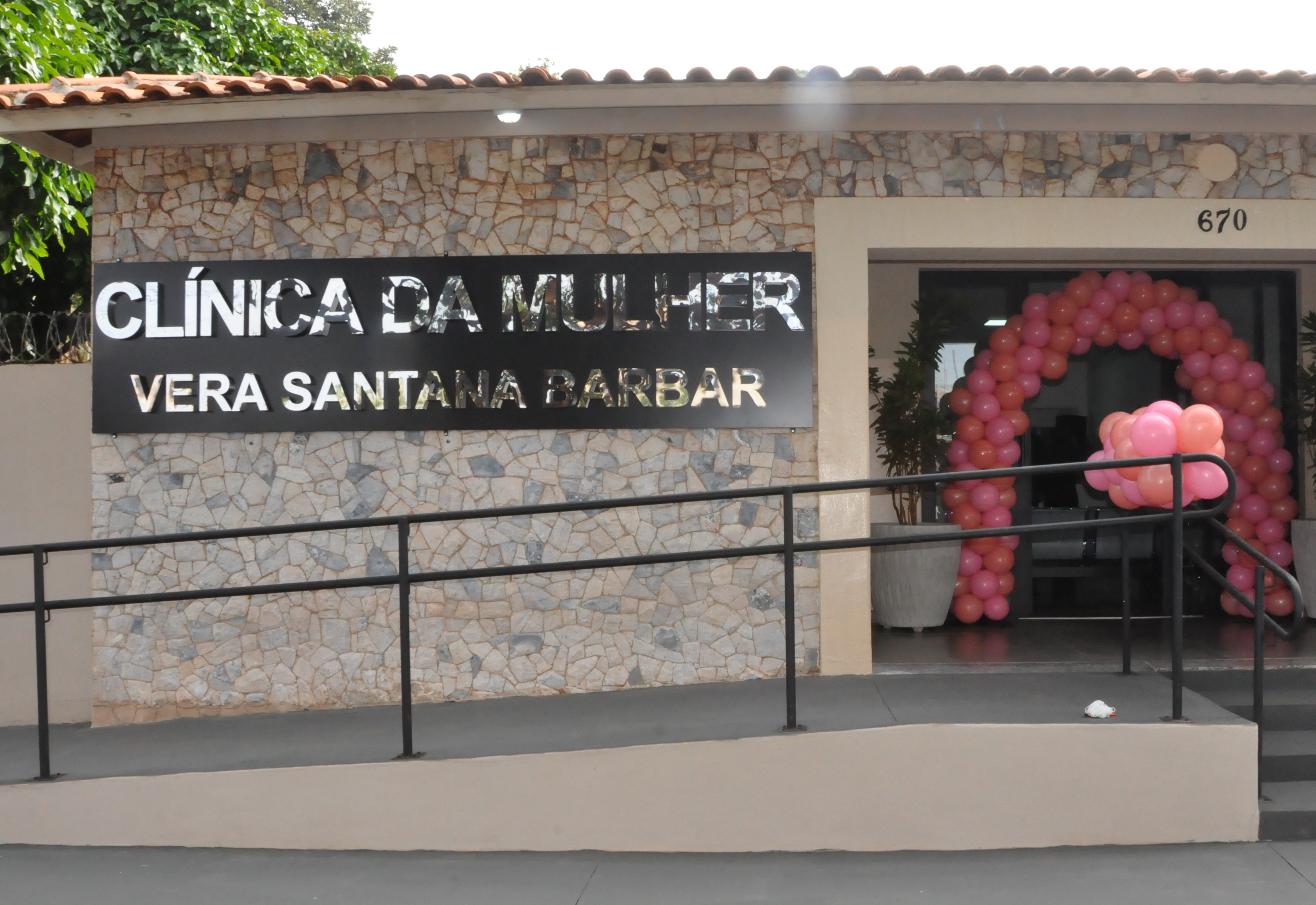 Guaíra celebra inauguração da Clínica da Mulher 