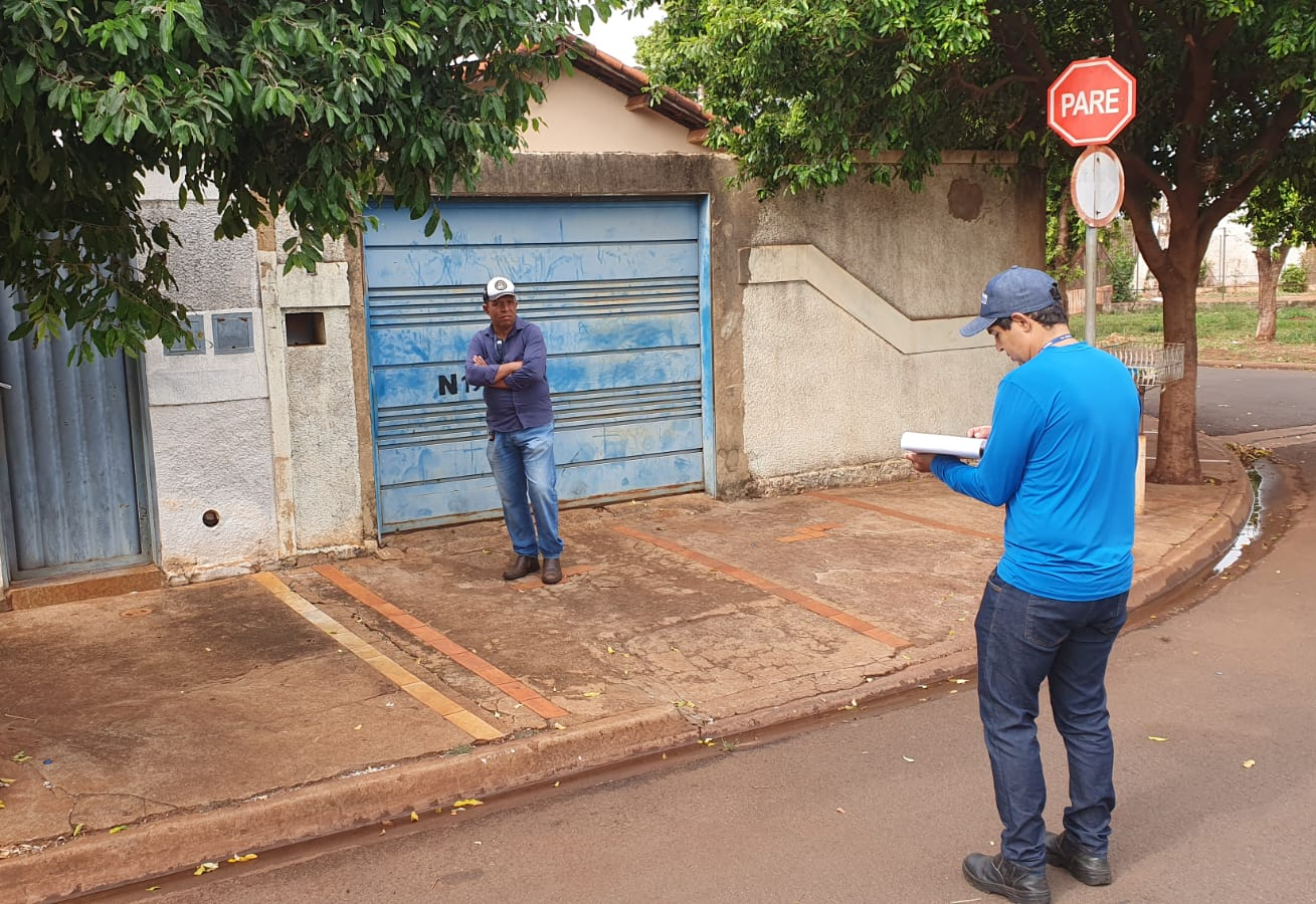 Prefeitura de Guaíra intensifica combate à dengue em visitas casa a casa