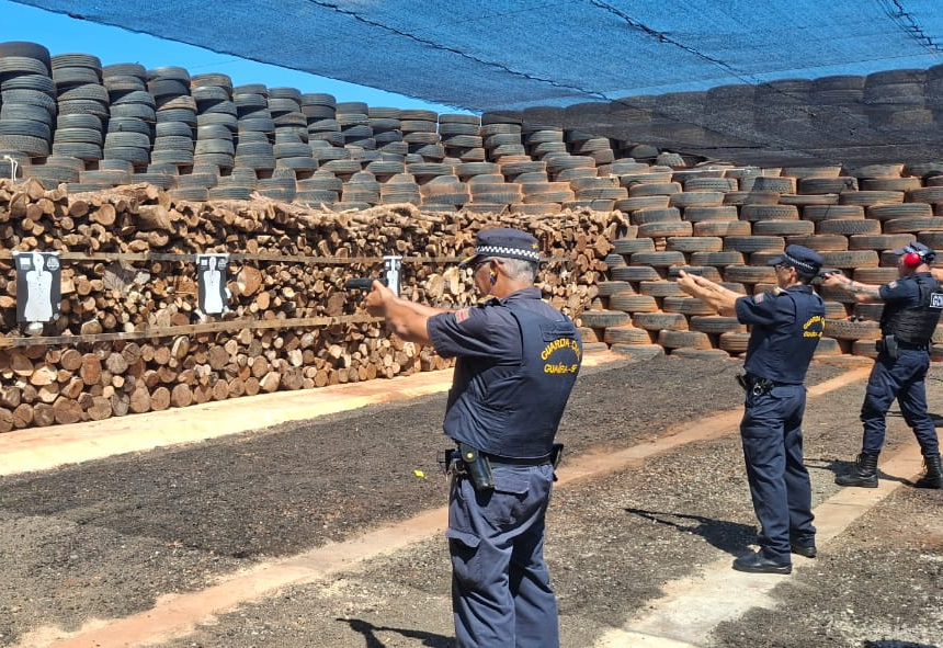 GCM de Guaíra atinge novo patamar com treinamento inédito para porte de arma de fogo