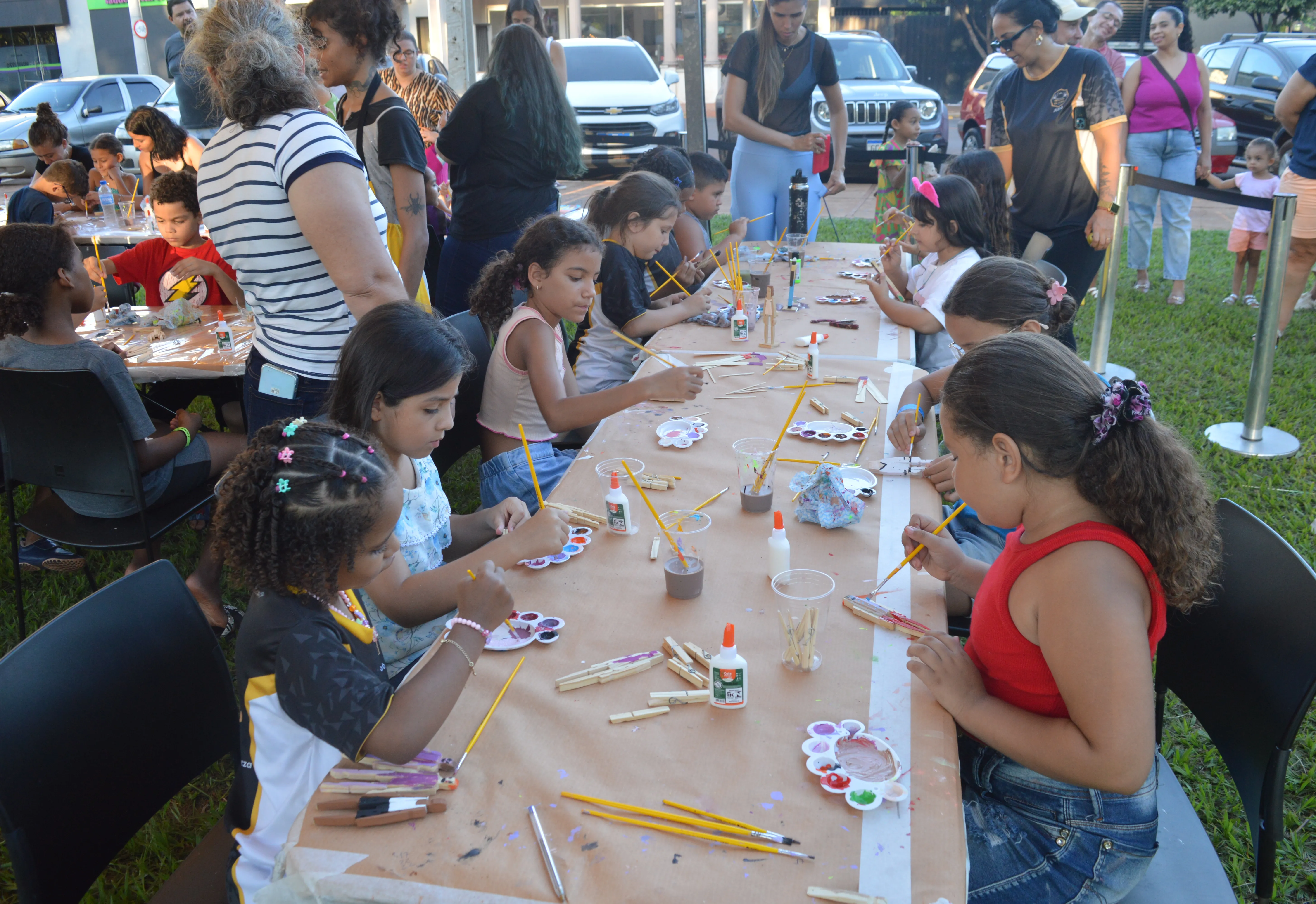 Circuito Sesc de Artes transforma Guaíra com cultura e lazer integrando a comunidade